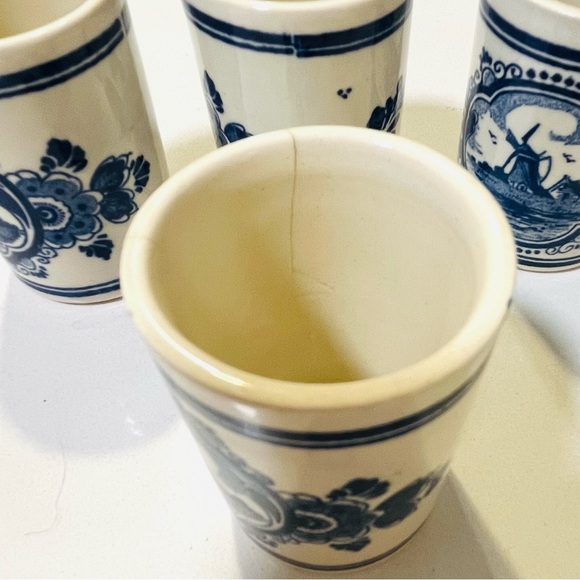 Vintage Set of 4 DELFT Holland shot glasses Vandermint ceramic liqueur cups. - Picture 4 of 5
